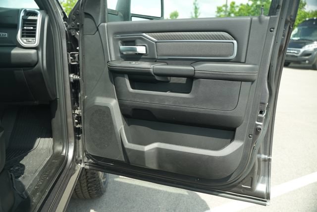 New 2026 RAM 2500 Big Horn AWD/4WD image 18