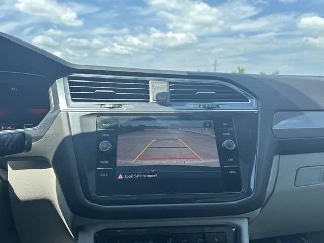 Used 2021 Volkswagen Atlas Cross Sport SE w/ Panoramic Sunroof Package FWD image 24