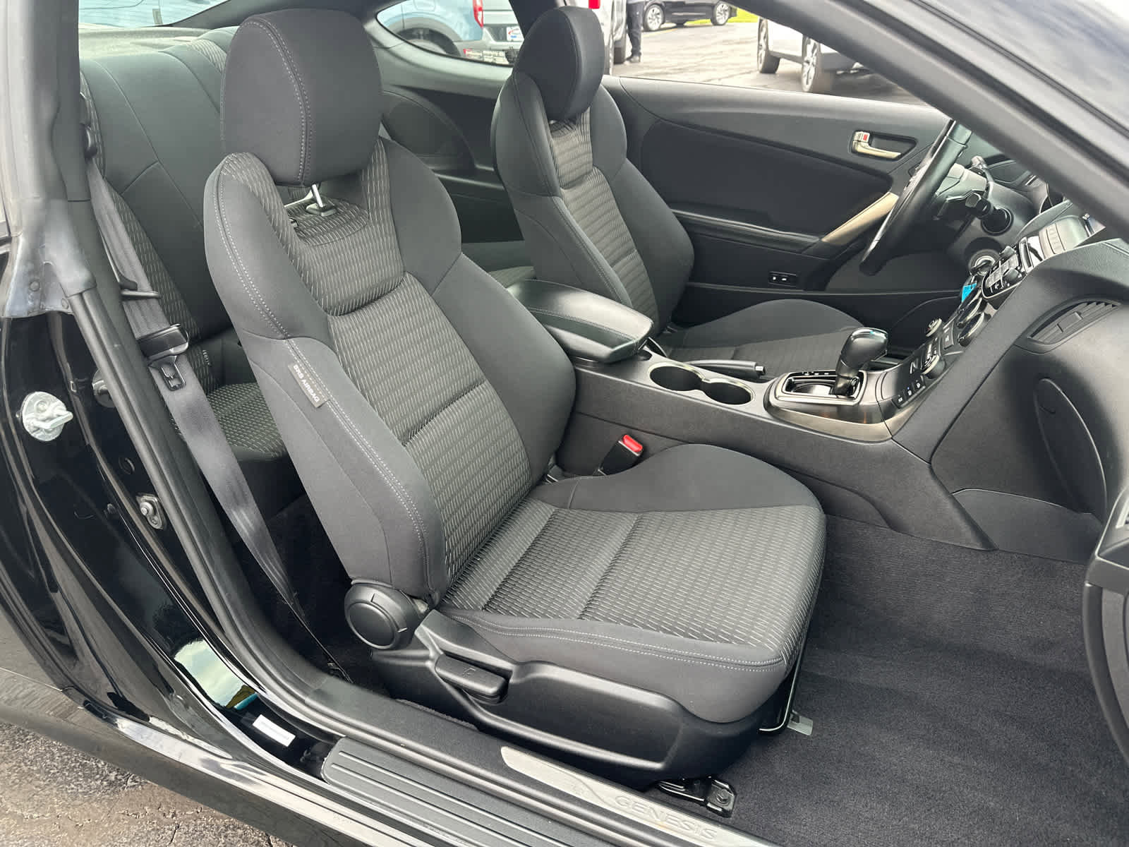 Used 2013 Hyundai Genesis 2.0T image 31