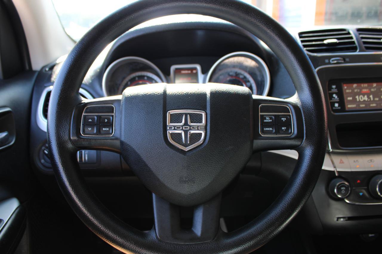 Used 2016 Dodge Journey SXT w/ Comfort/Convenience Group FWD image 17