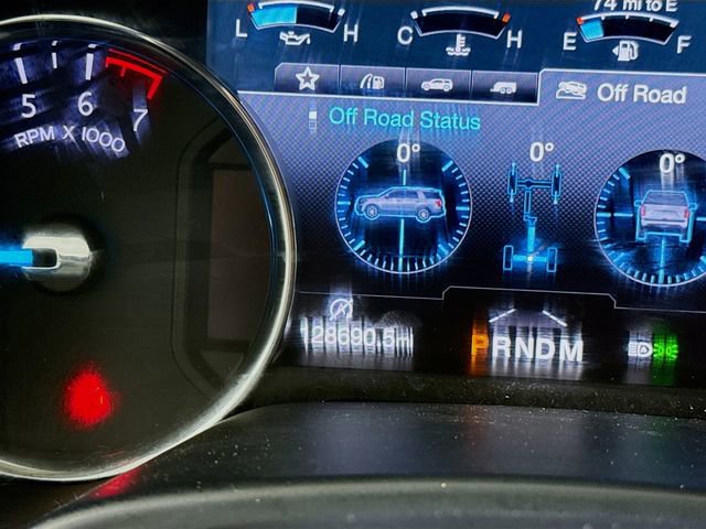 Used 2018 Ford Expedition Max Platinum AWD/4WD image 12