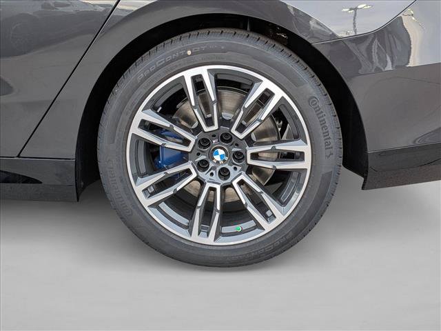 Used 2026 BMW 530i xDrive w/ M Sport Package AWD/4WD image 10
