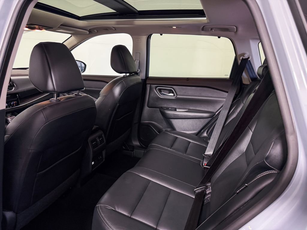 Certified 2021 Nissan Rogue SL w/ Premium Package AWD/4WD image 40