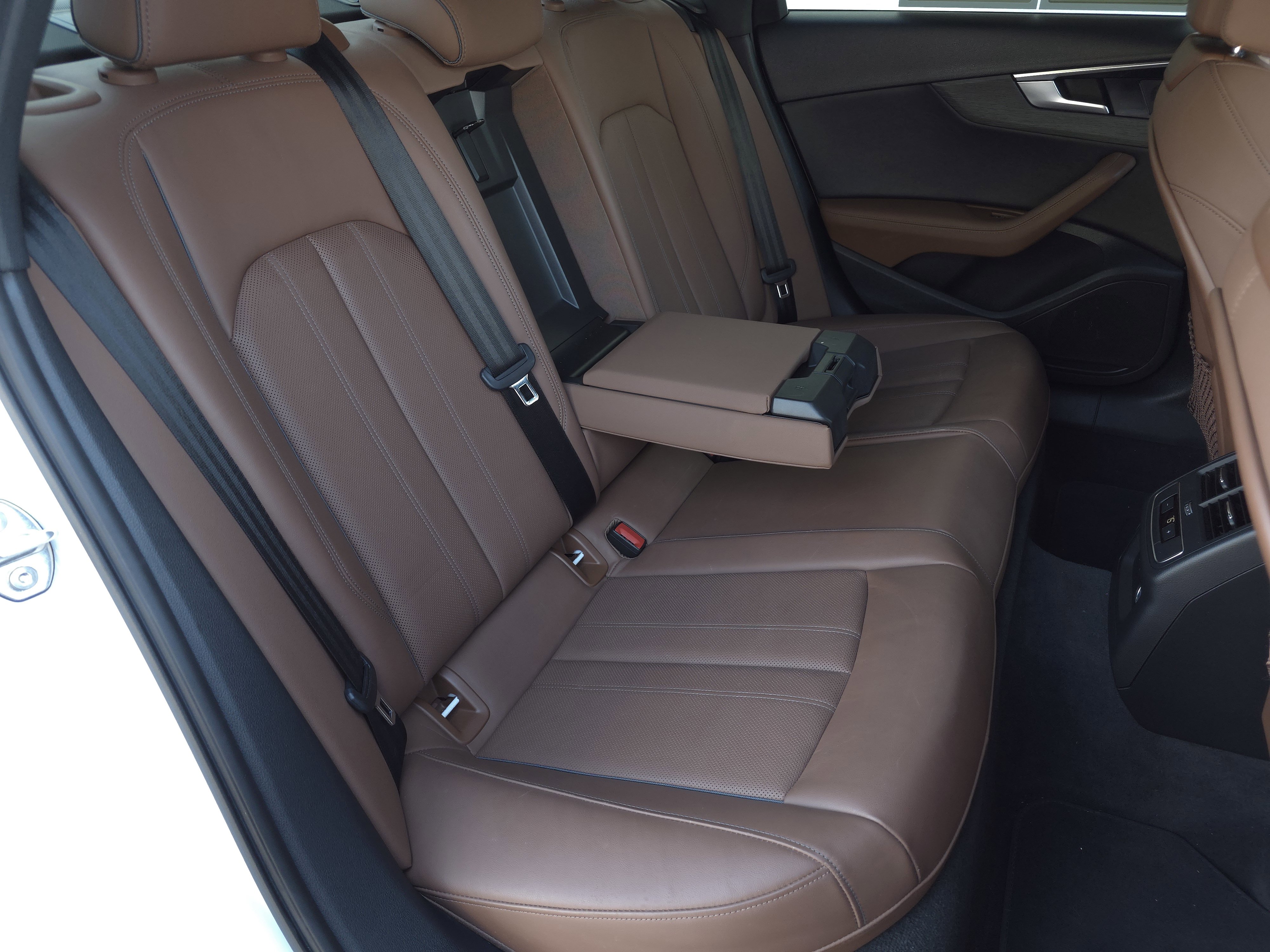 Used 2021 Audi A4 2.0T Premium Plus w/ Premium Plus Package image 37