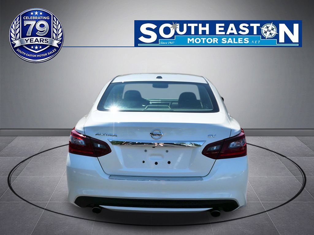 Used 2018 Nissan Altima 2.5 SV w/ 2.5 SV Technology Package FWD image 4
