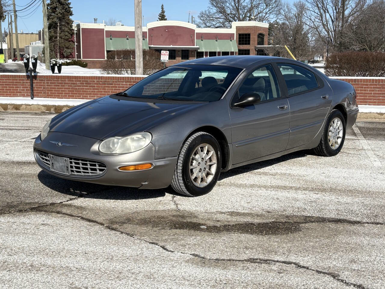 Used 1998 Chrysler Concorde LXi image 1