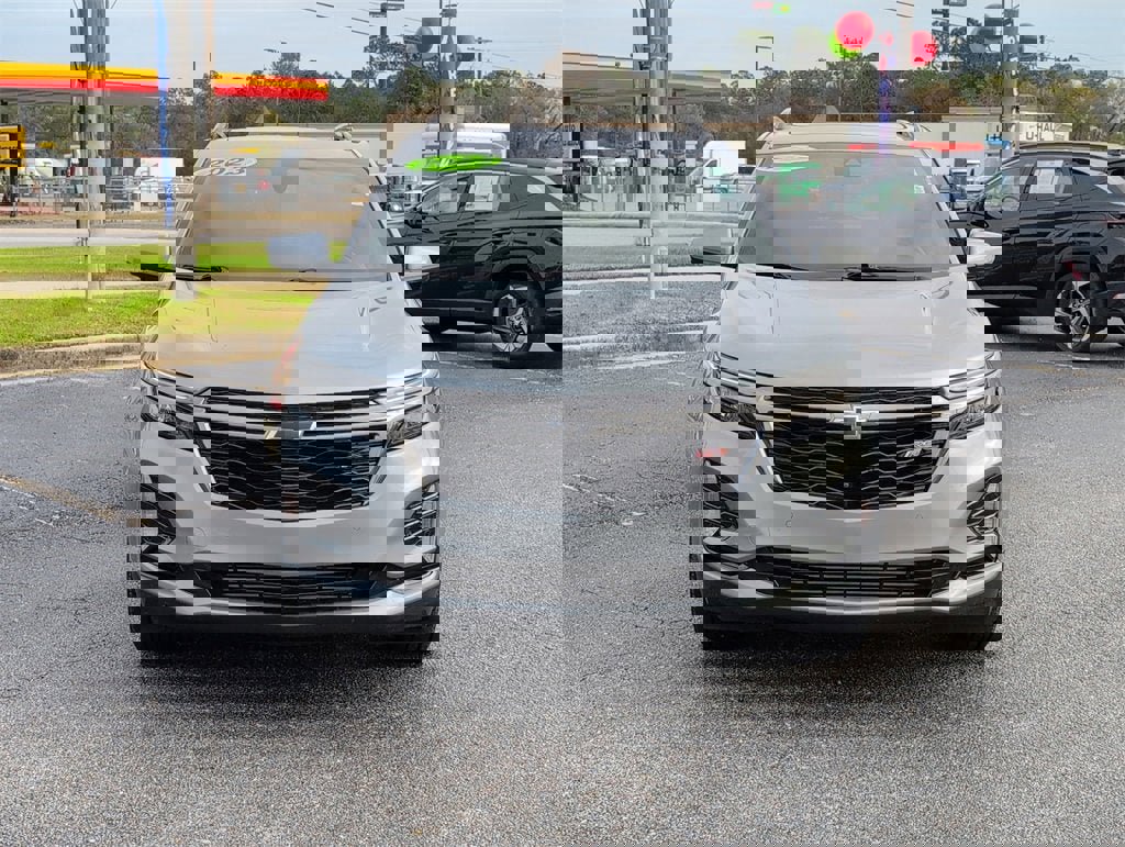 Certified 2023 Chevrolet Equinox RS w/ RS Leather Package image 10