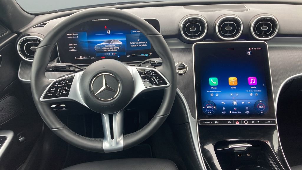 Used 2025 Mercedes-Benz C 300 4MATIC Sedan image 28