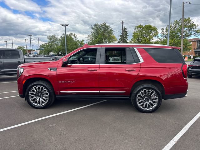 Used 2024 GMC Yukon Denali AWD/4WD image 3