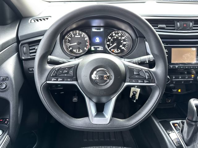 Used 2017 Nissan Rogue S image 22