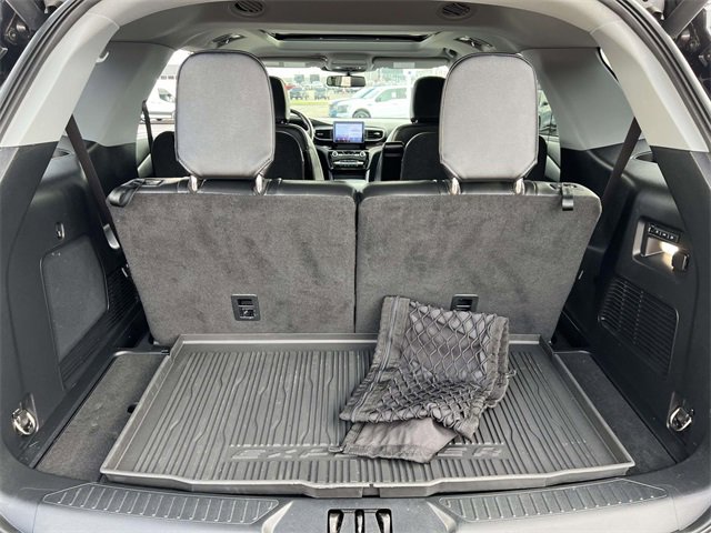 Used 2022 Ford Explorer Limited w/ Equipment Group 301A image 7