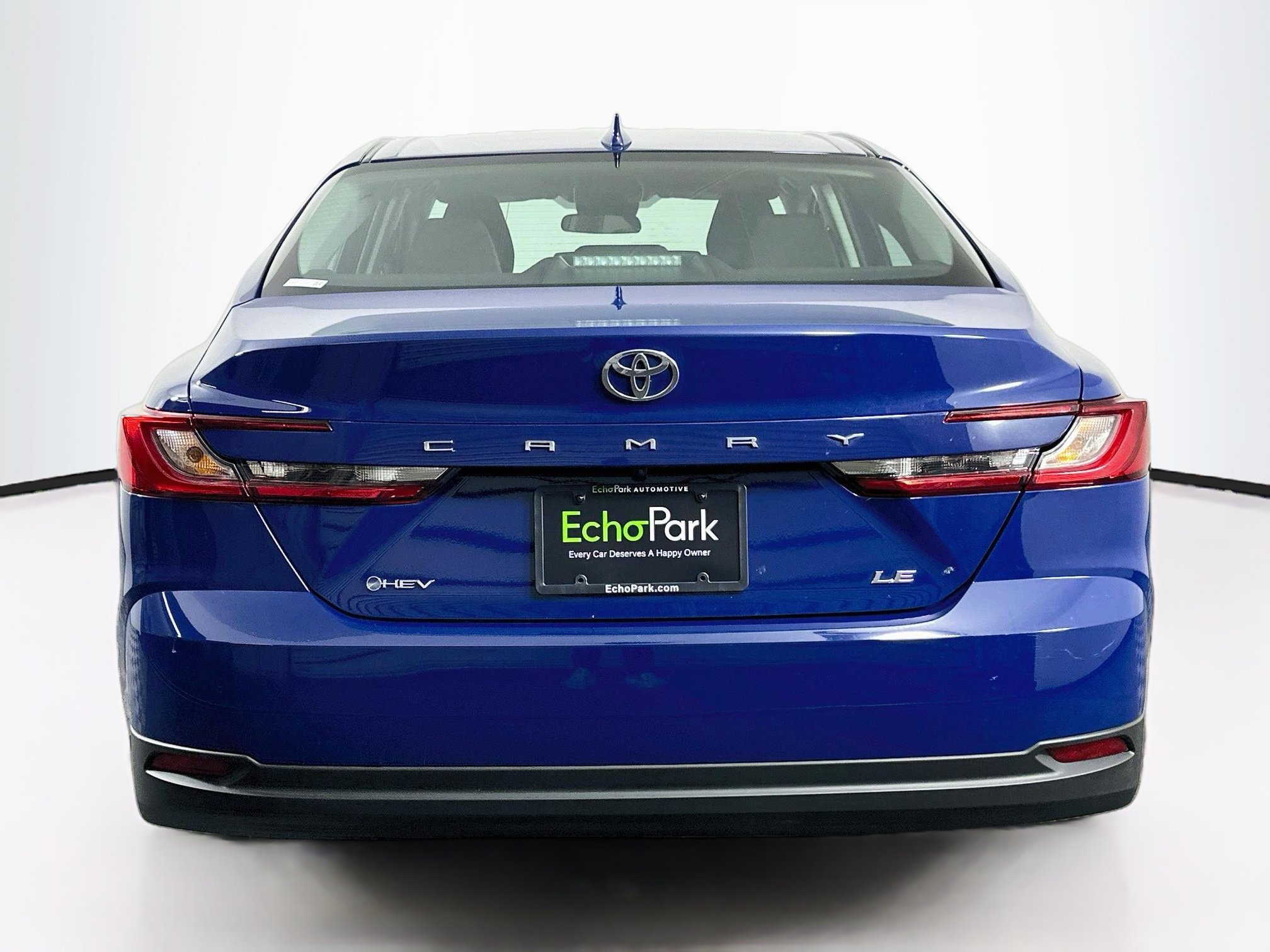 Used 2026 Toyota Camry LE FWD image 7
