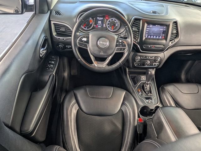 Used 2019 Jeep Cherokee Latitude Plus image 9
