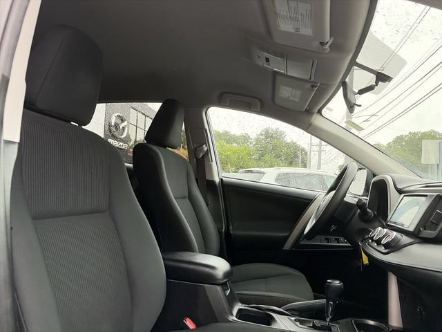 Used 2016 Toyota RAV4 LE AWD/4WD image 25