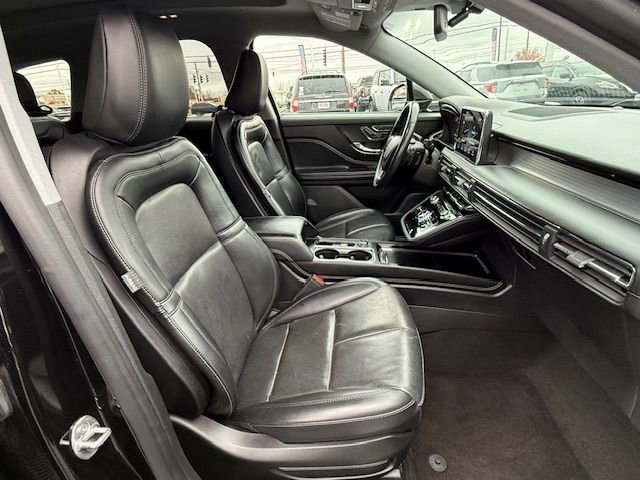 Used 2022 Lincoln Corsair AWD w/ Premium Package image 18