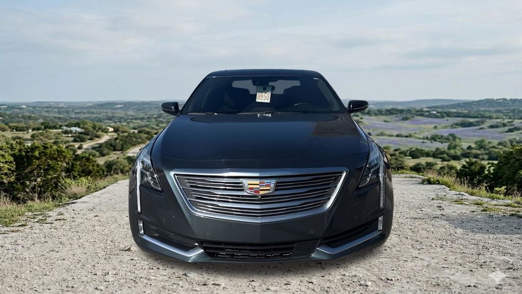 Used 2018 Cadillac CT6 Platinum image 2