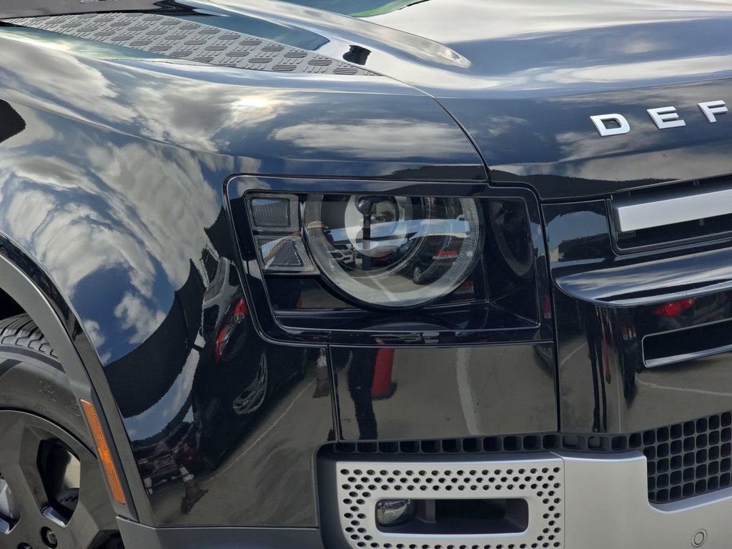 Certified 2024 Land Rover Defender 110 S AWD/4WD image 32