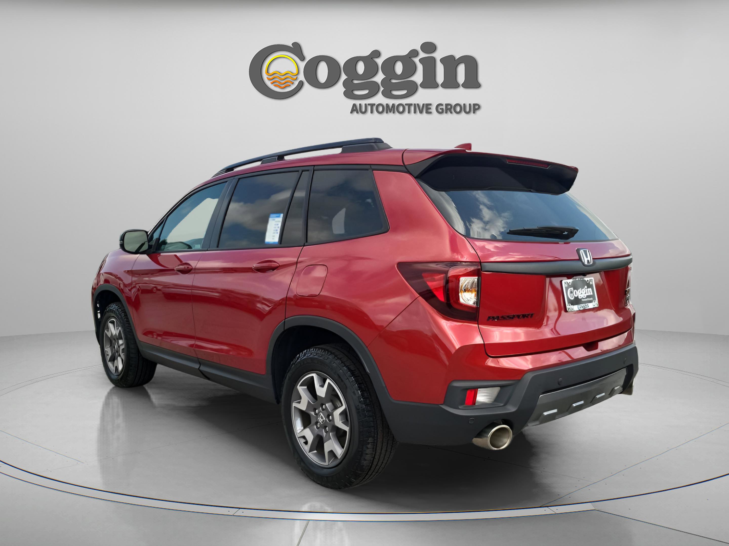 Certified 2023 Honda Passport TrailSport image 4