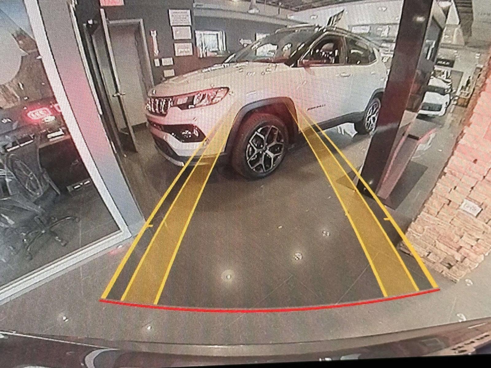 Used 2022 Mercedes-Benz GLC 300 4MATIC image 26