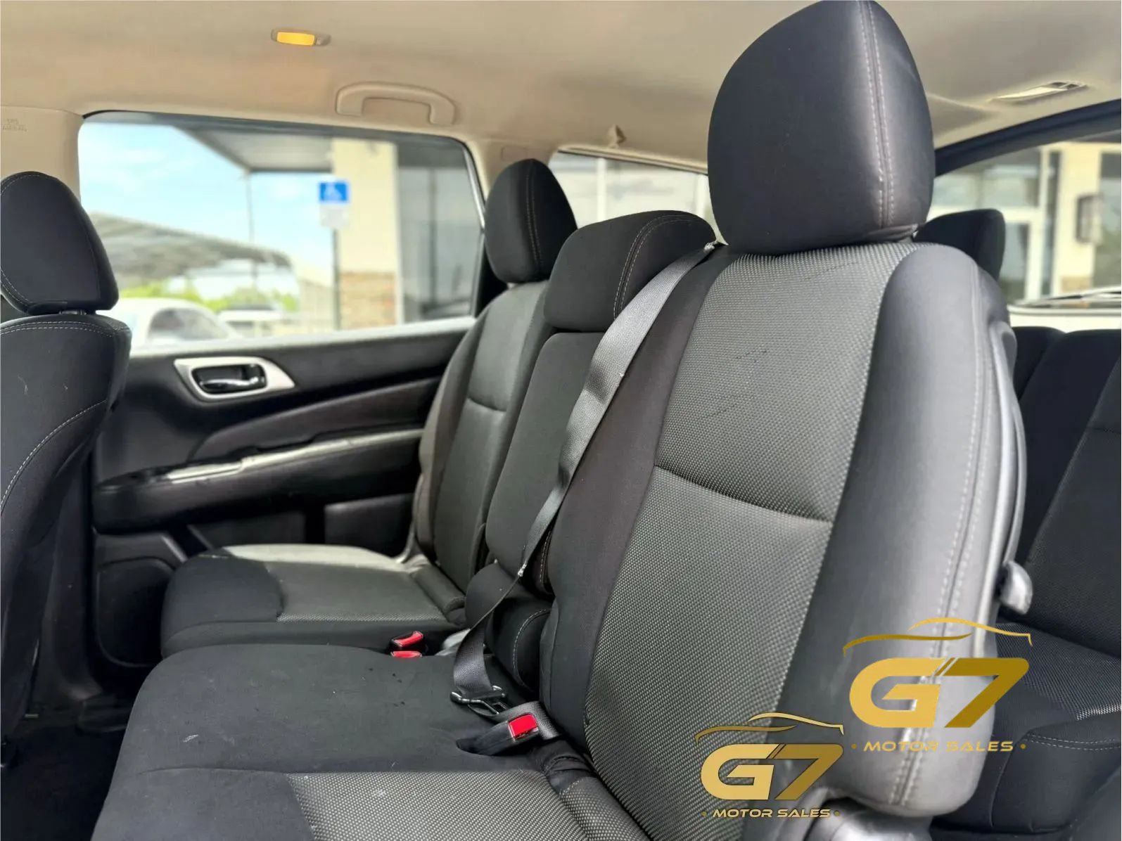 Used 2019 Nissan Pathfinder S FWD image 14