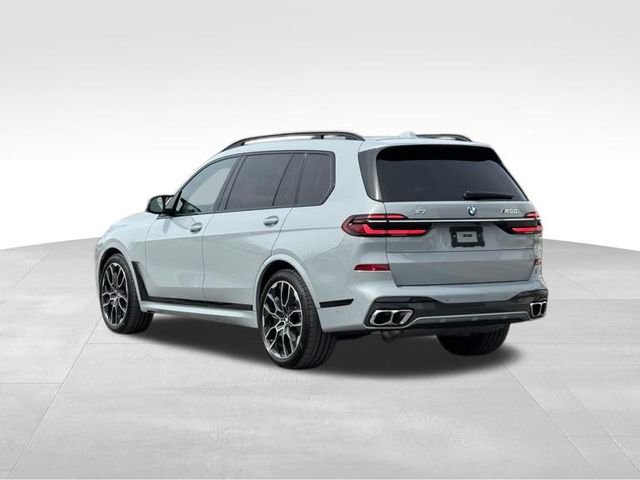 Certified 2025 BMW X7 M60i image 5