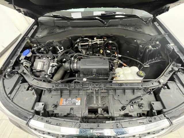 Used 2022 Ford Explorer XLT w/ Equipment Group 202A image 17