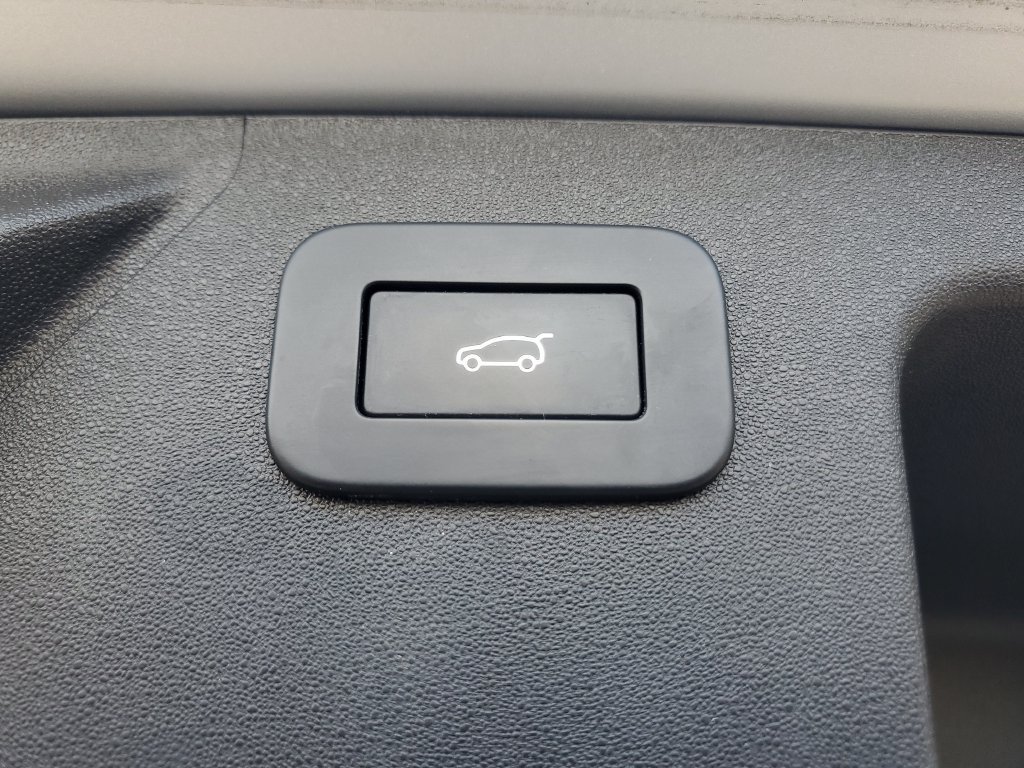 Used 2023 Land Rover Discovery Sport S R-Dynamic AWD/4WD image 35