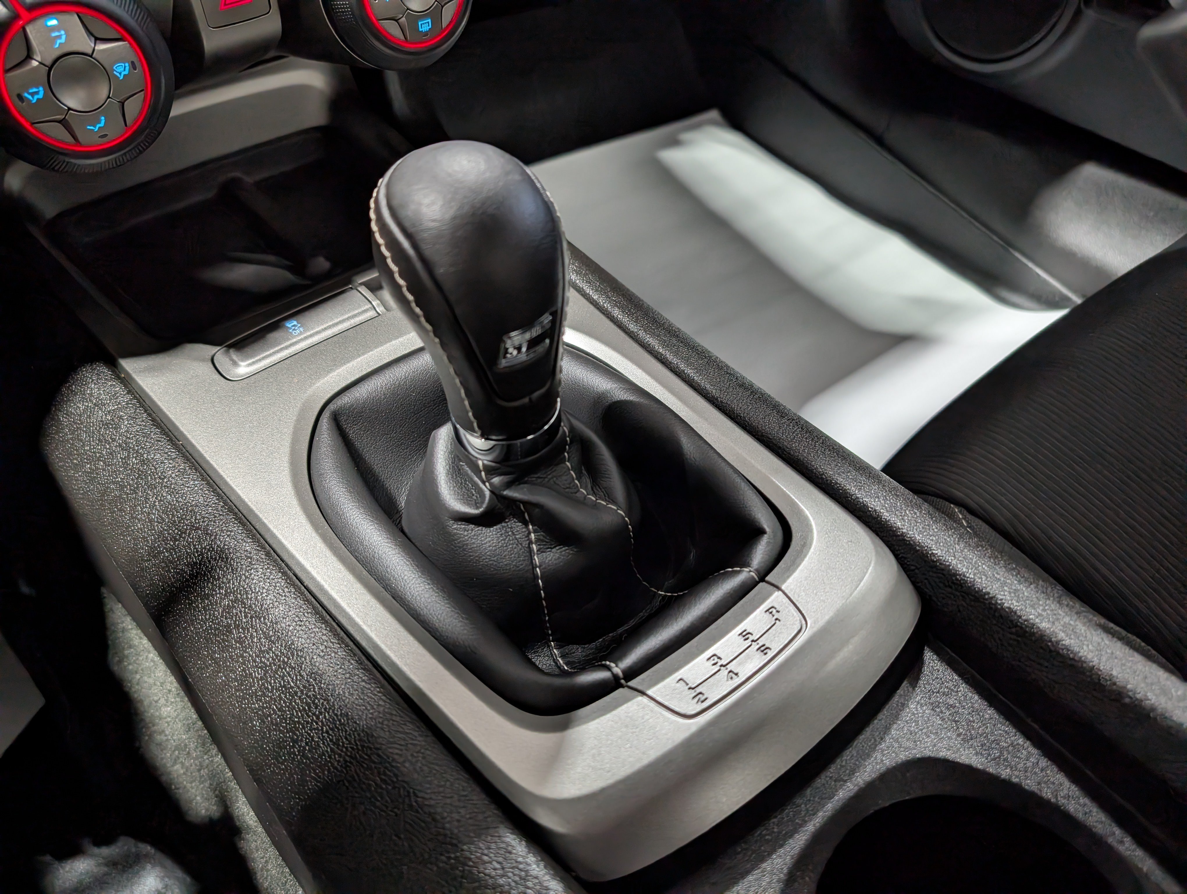 Used 2013 Chevrolet Camaro SS w/ RS Package RWD image 21
