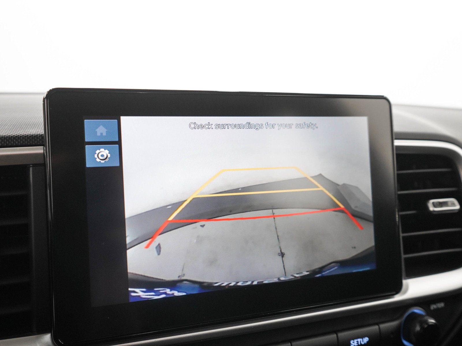 Certified 2024 Hyundai Venue SEL FWD image 26