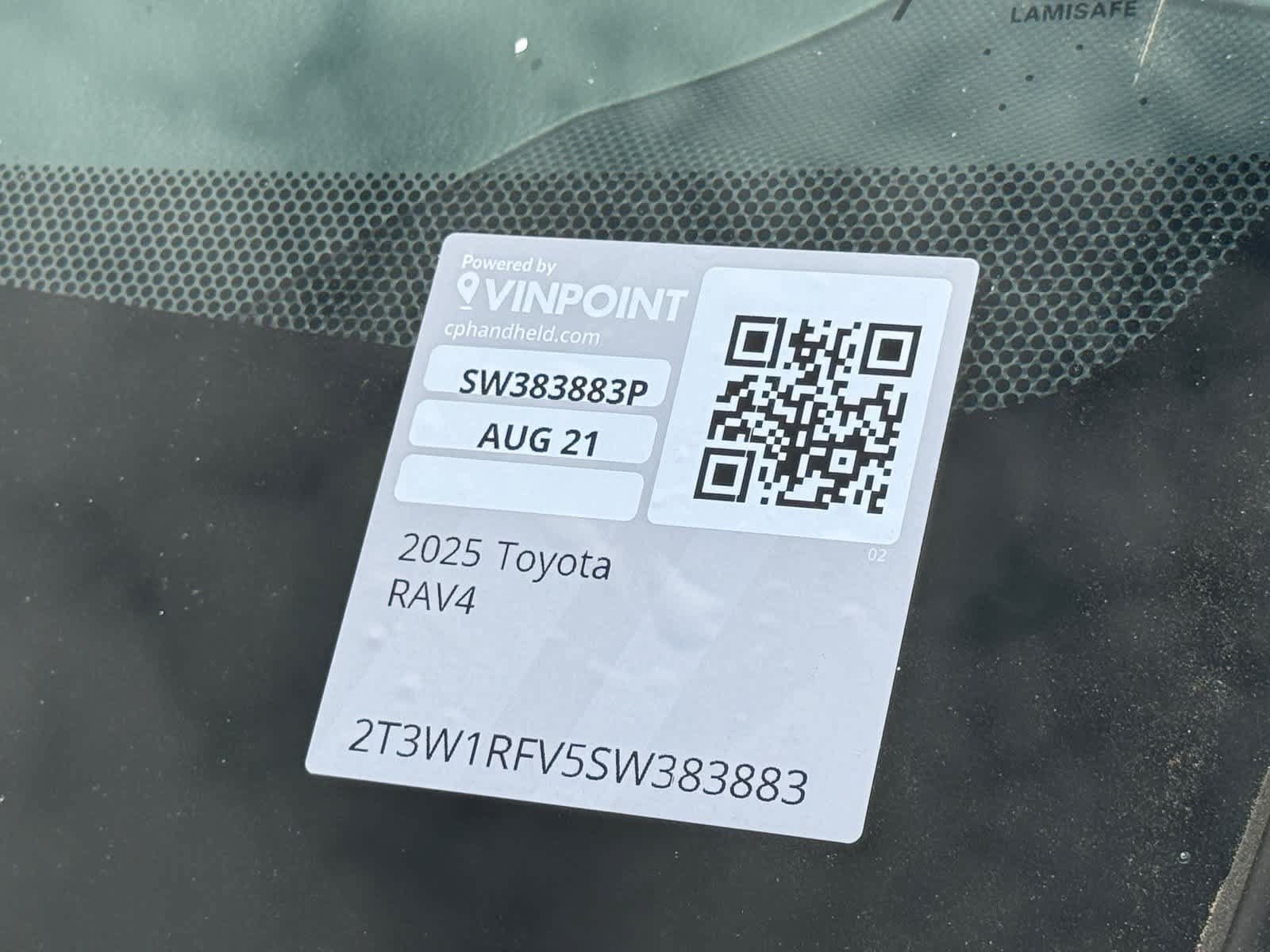 Used 2025 Toyota RAV4 XLE FWD image 35