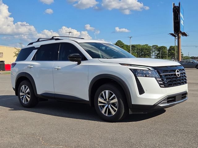 New 2026 Nissan Pathfinder SL FWD image 5