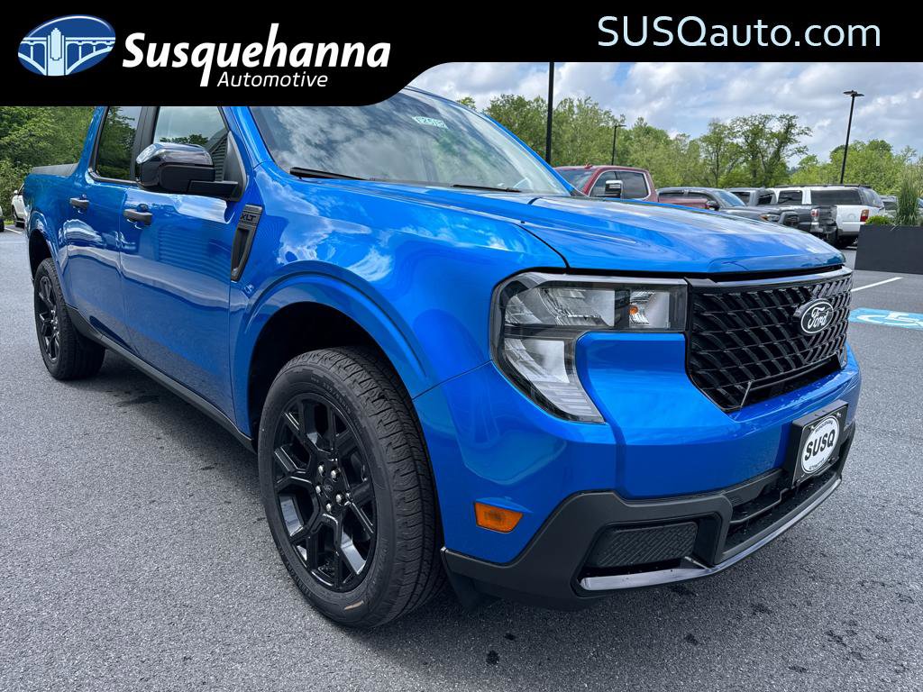 New 2025 Ford Maverick XLT w/ Black Appearance Package image 1