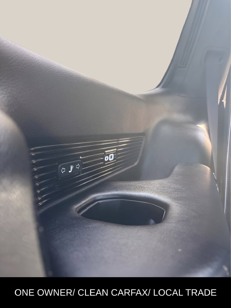 Used 2023 Jeep Grand Wagoneer Series III AWD/4WD image 21