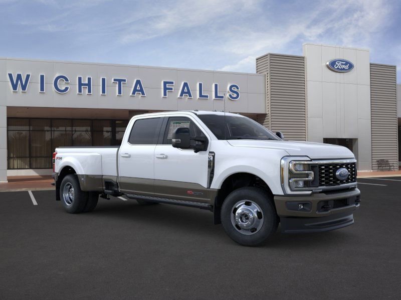 New 2026 Ford F350 King Ranch w/ FX4 Off-Road Package AWD/4WD image 7