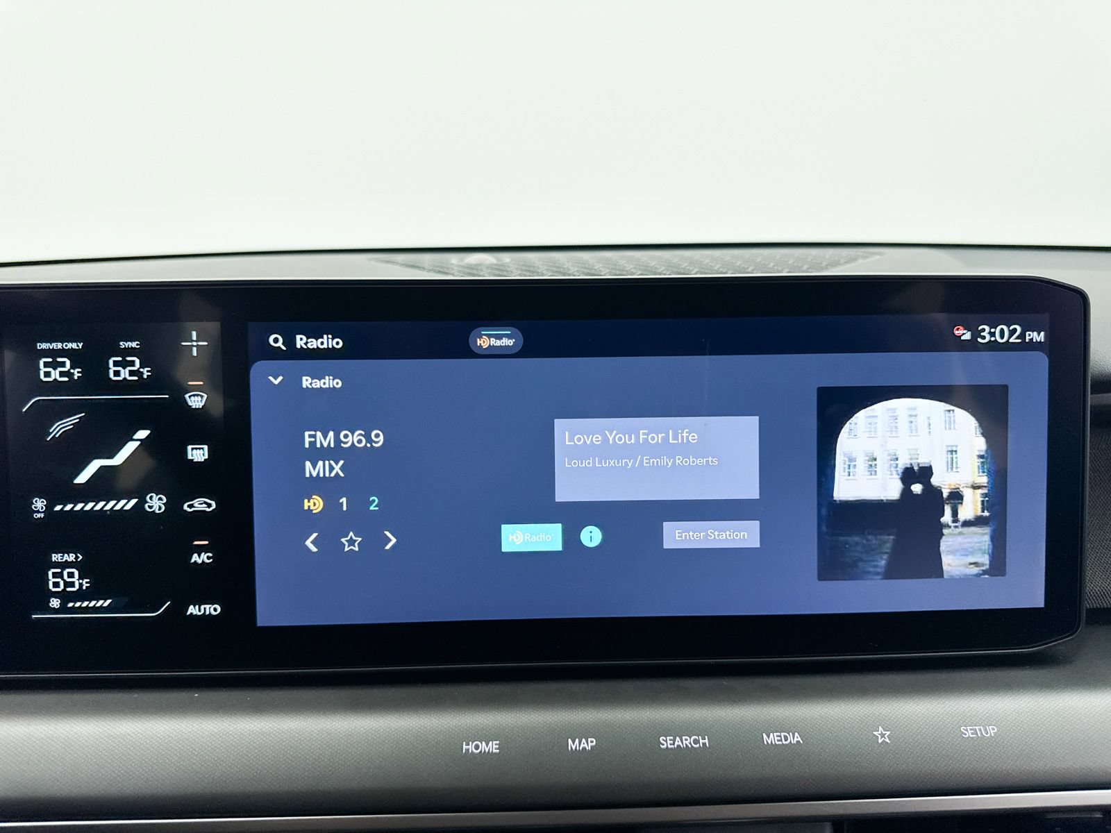 Certified 2024 Kia EV9 Light Long Range RWD image 25