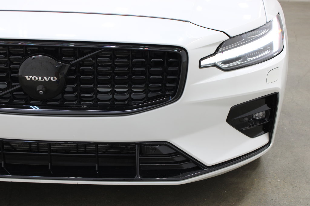 Used 2024 Volvo S60 B5 Core AWD/4WD image 8