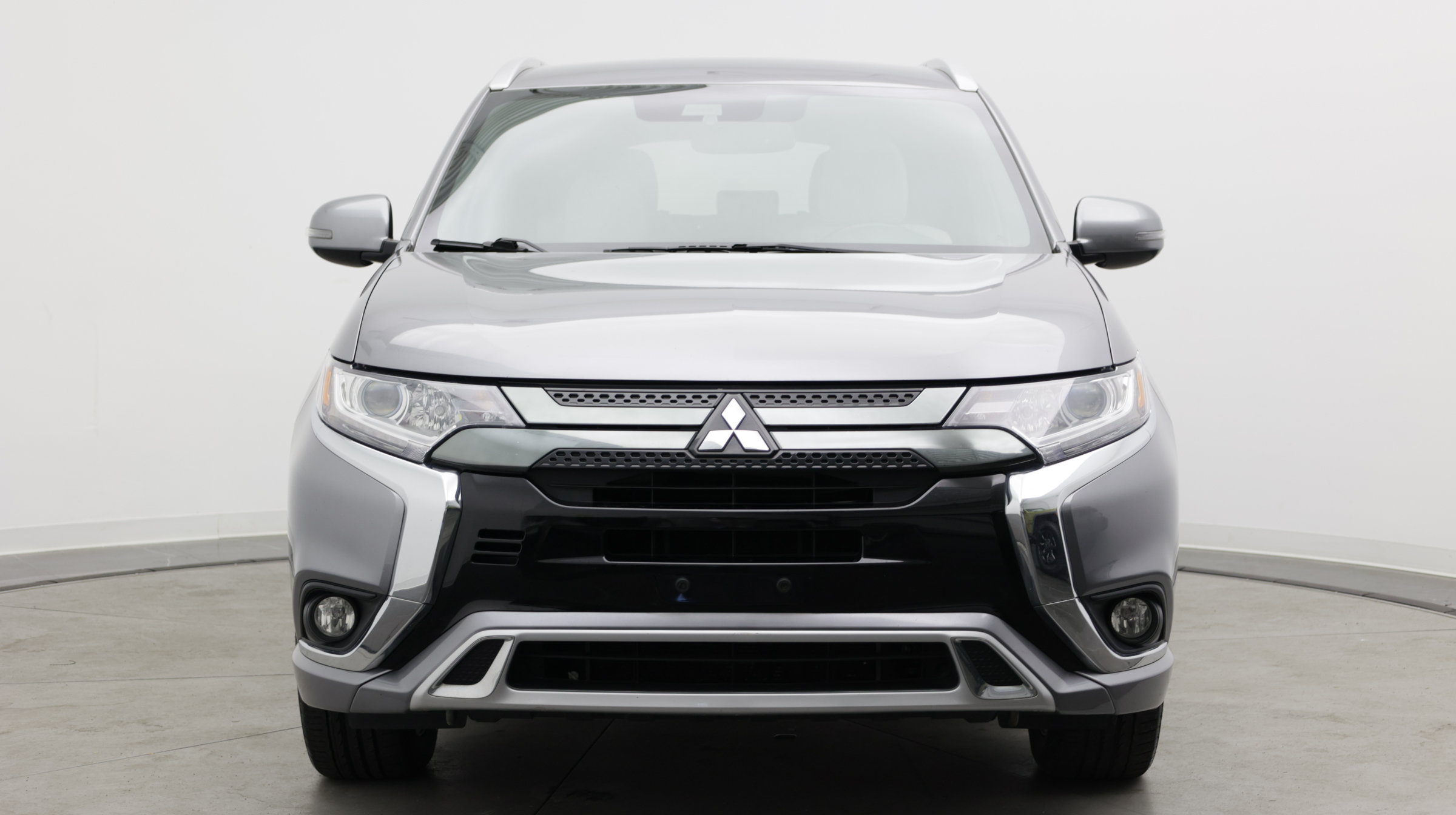 Used 2022 Mitsubishi Outlander LE AWD/4WD image 2