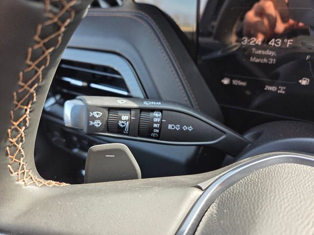 New 2026 GMC Yukon XL AT4 w/ AT4 Premium Plus Package AWD/4WD image 25