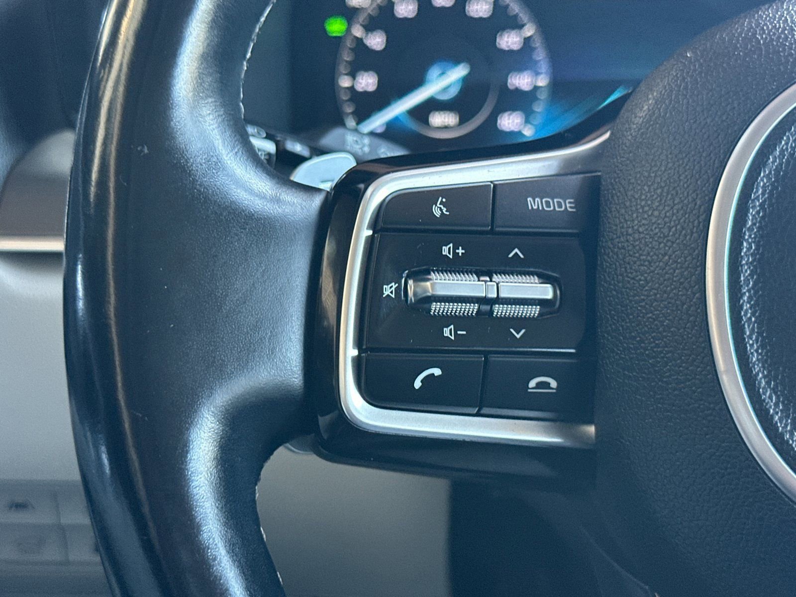 Used 2022 Kia Sorento SX Prestige image 29