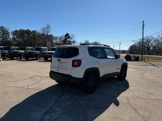 Used 2023 Jeep Renegade Altitude image 3