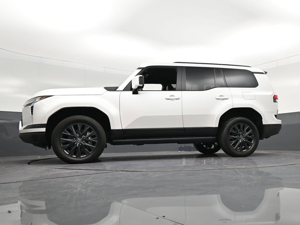 Used 2024 Lexus GX 550 w/ Cold Area Package AWD/4WD image 39