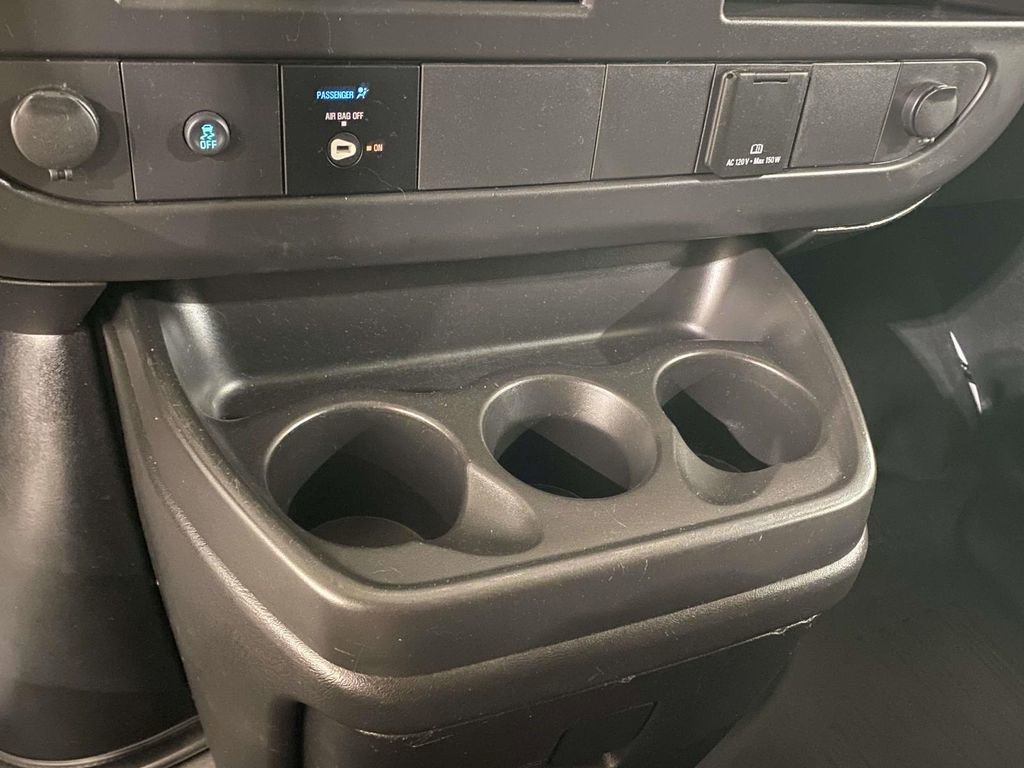 Used 2024 GMC Savana 2500 w/ Driver Convenience Package image 27