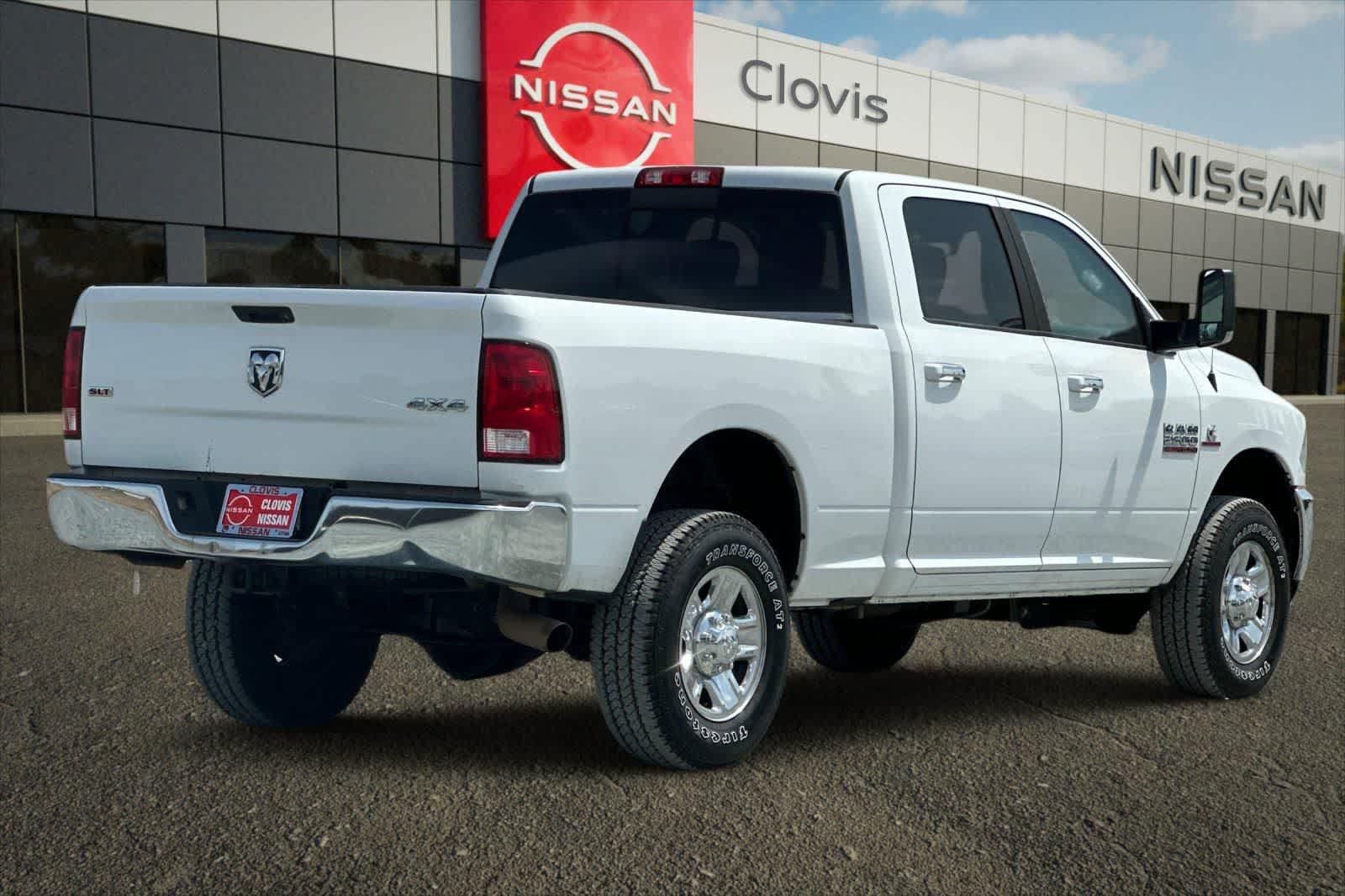 Used 2015 RAM 2500 SLT AWD/4WD image 3