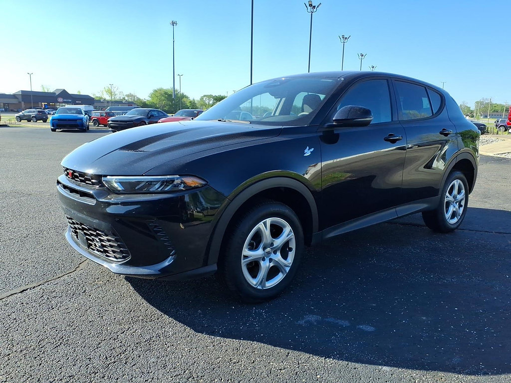 Used 2024 Dodge Hornet GT w/ Cold Weather Group AWD/4WD image 3