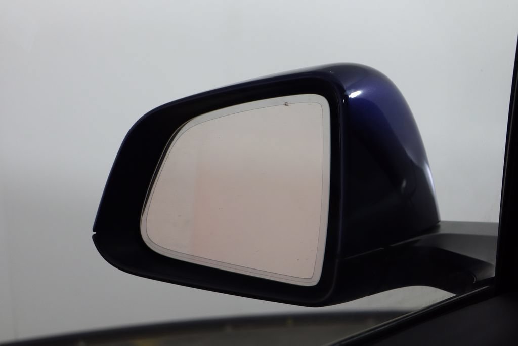 Used 2023 Tesla Model Y Long Range AWD/4WD image 39