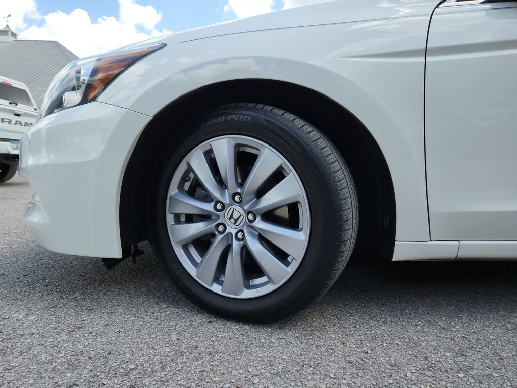 Used 2011 Honda Accord EX-L image 31