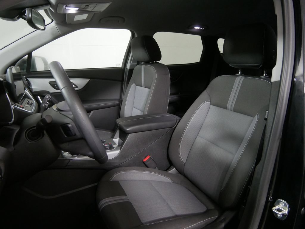 Used 2023 Chevrolet Blazer LT w/ Convenience Package AWD/4WD image 12