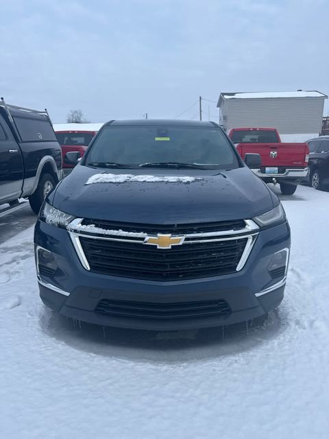 Used 2022 Chevrolet Traverse LS FWD image 10