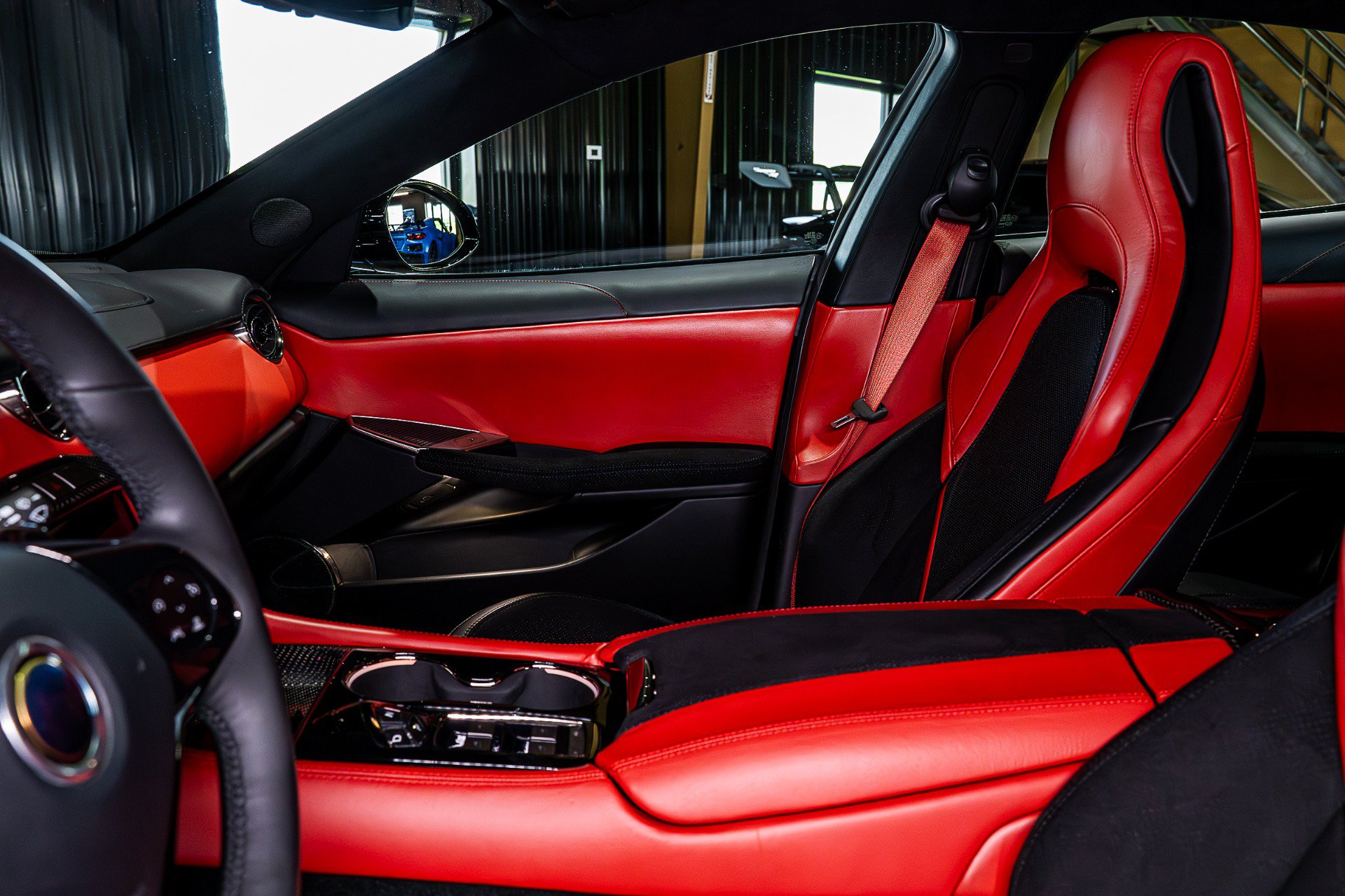 Used 2025 Karma Revero Luxury RWD image 45