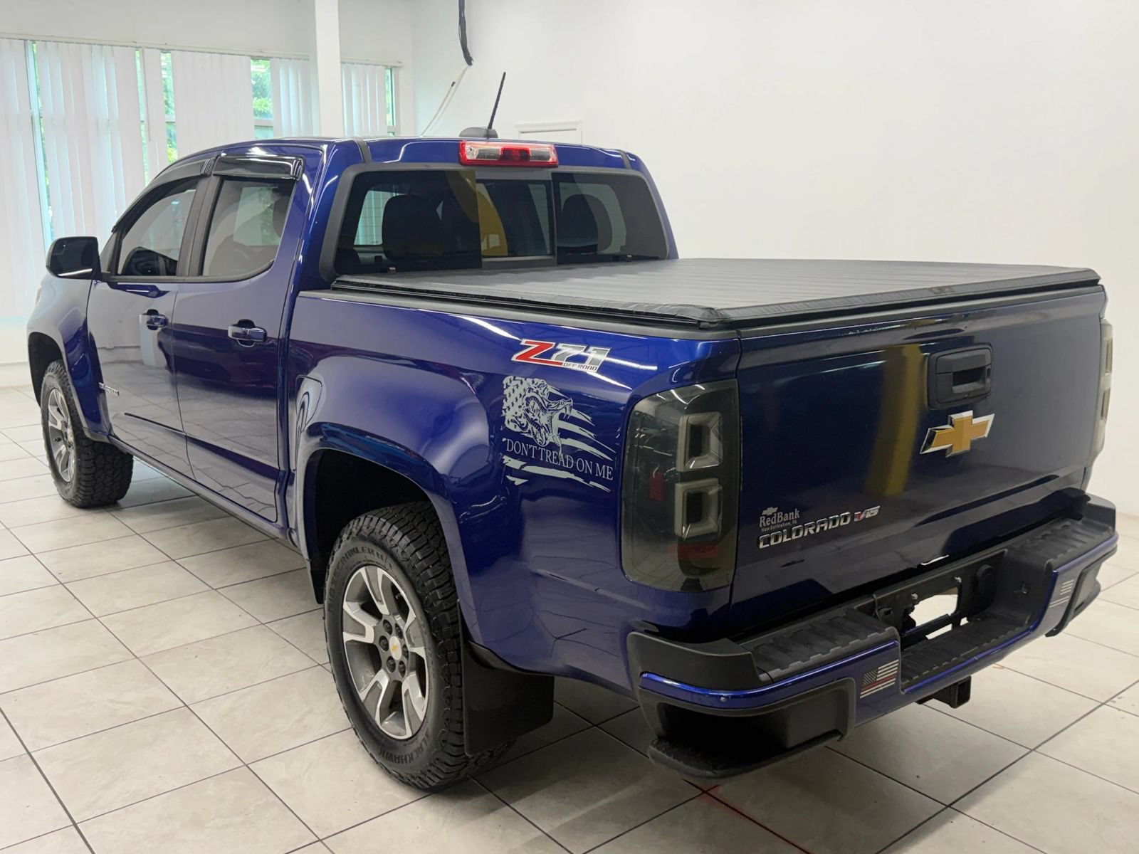 Used 2017 Chevrolet Colorado Z71 AWD/4WD image 7
